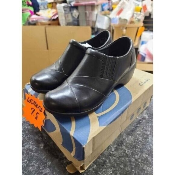 Clarks Shoes - Clarks Women's Step Loafers, Black, Size 7.5